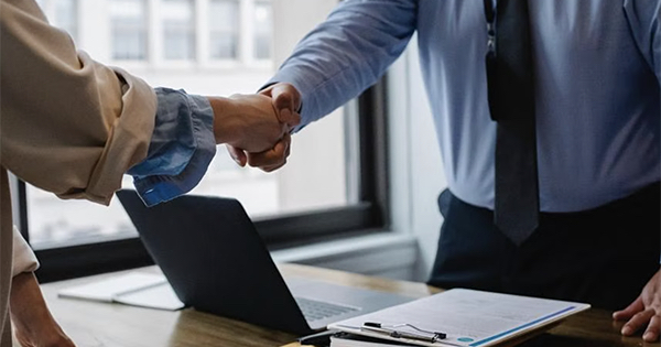 Cover image for Non-compete clauses in job contracts: Are they enforceable?